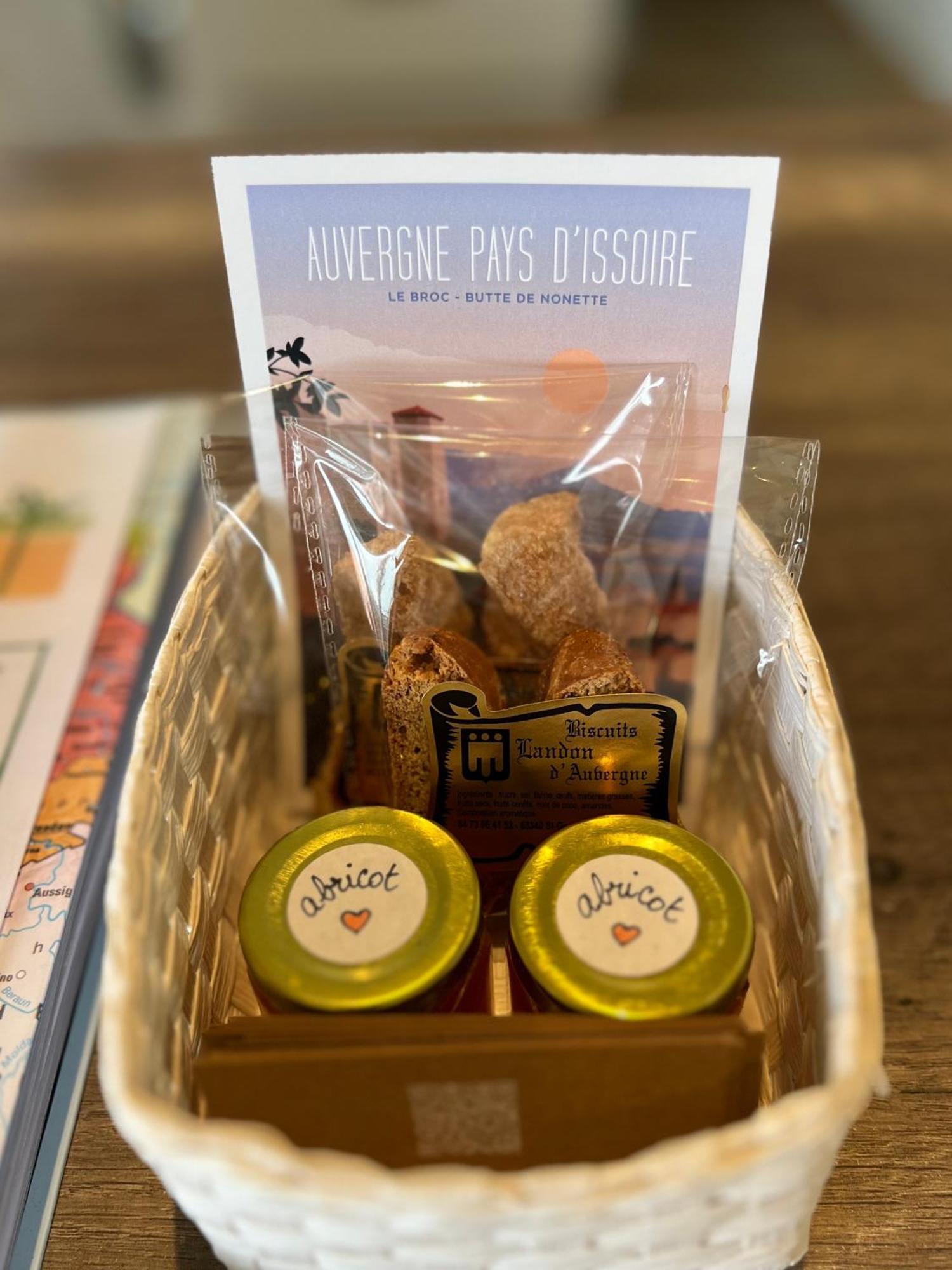 Nid D'amour En Auvergne Avec Piscine