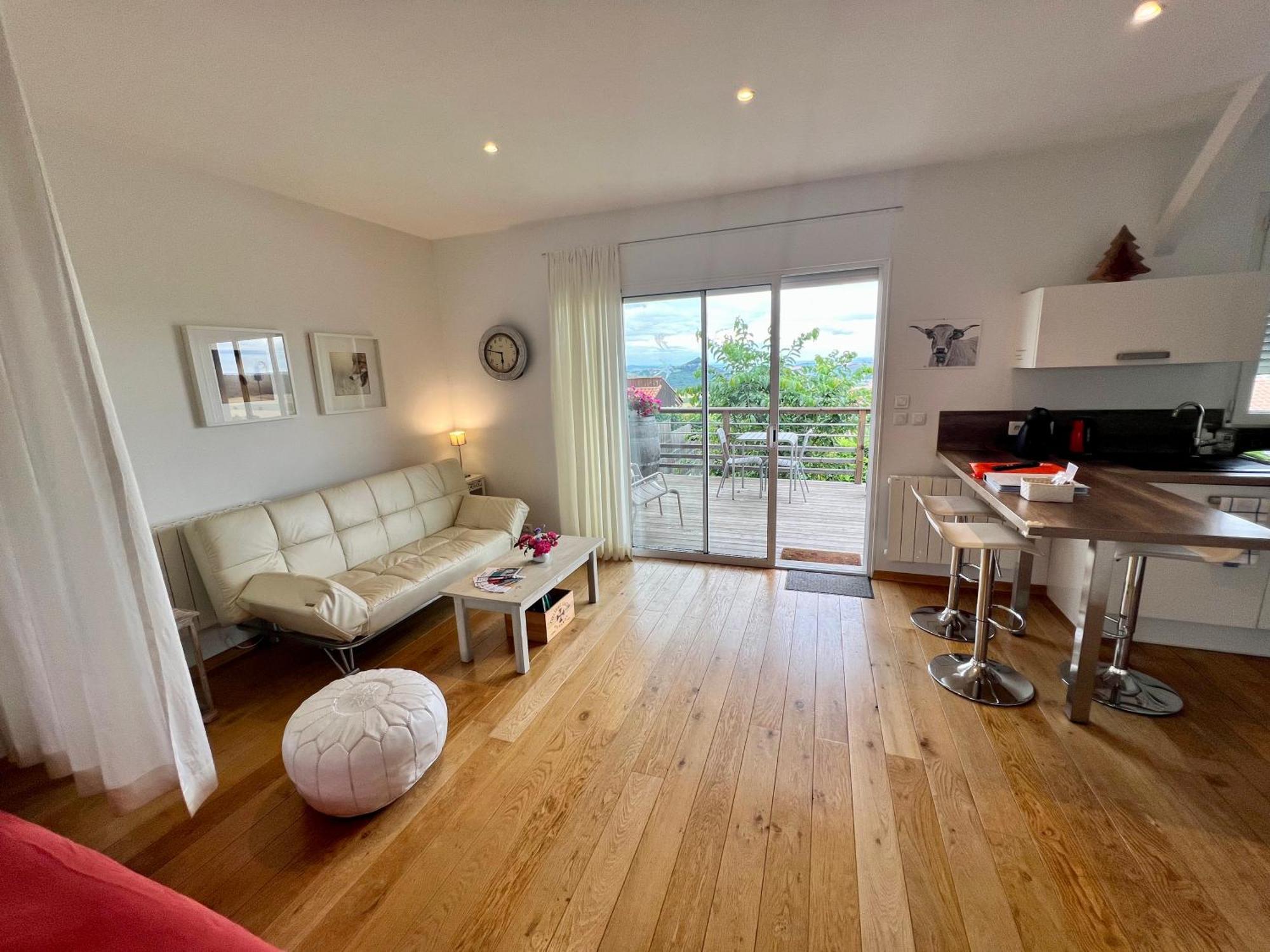 Nid D'amour En Auvergne Avec Piscine Ferienhaus Le Broc (Puy-de-Dome)