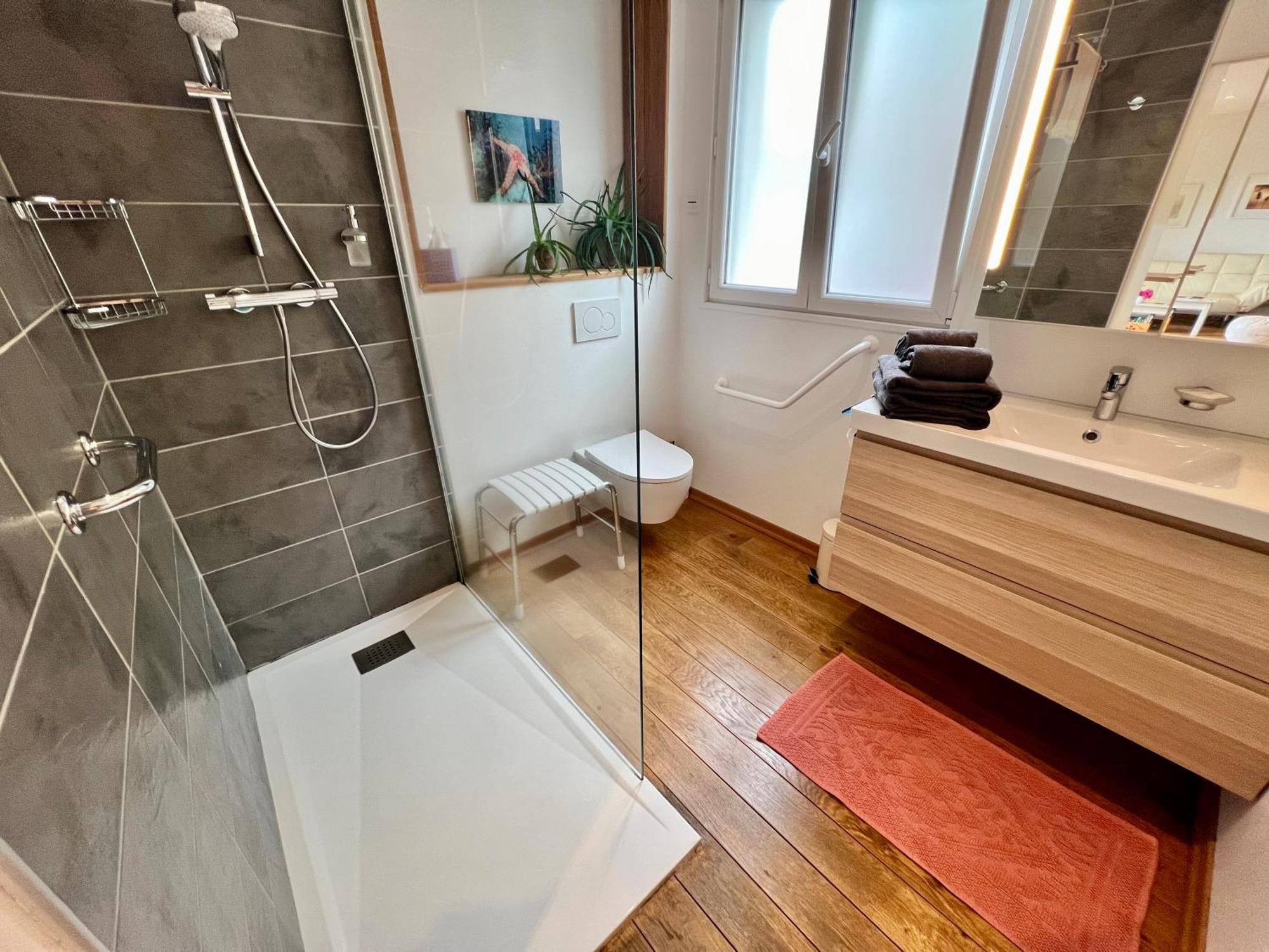 Ferienhaus Nid D'amour En Auvergne Avec Piscine