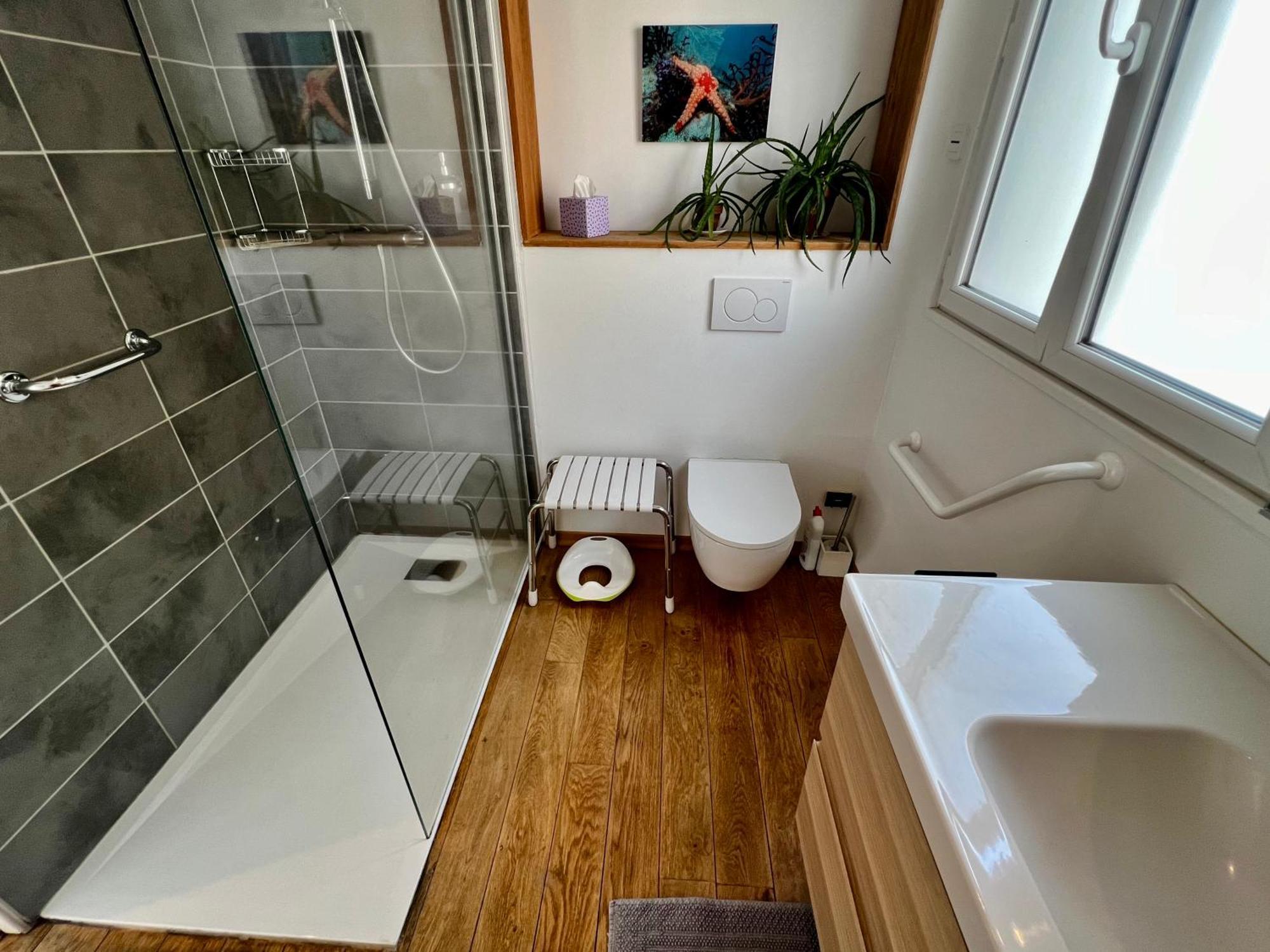 Ferienhaus Nid D'amour En Auvergne Avec Piscine