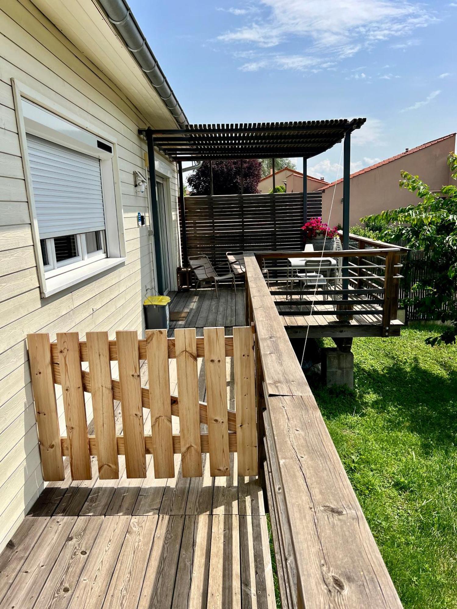 Nid D'amour En Auvergne Avec Piscine Ferienhaus