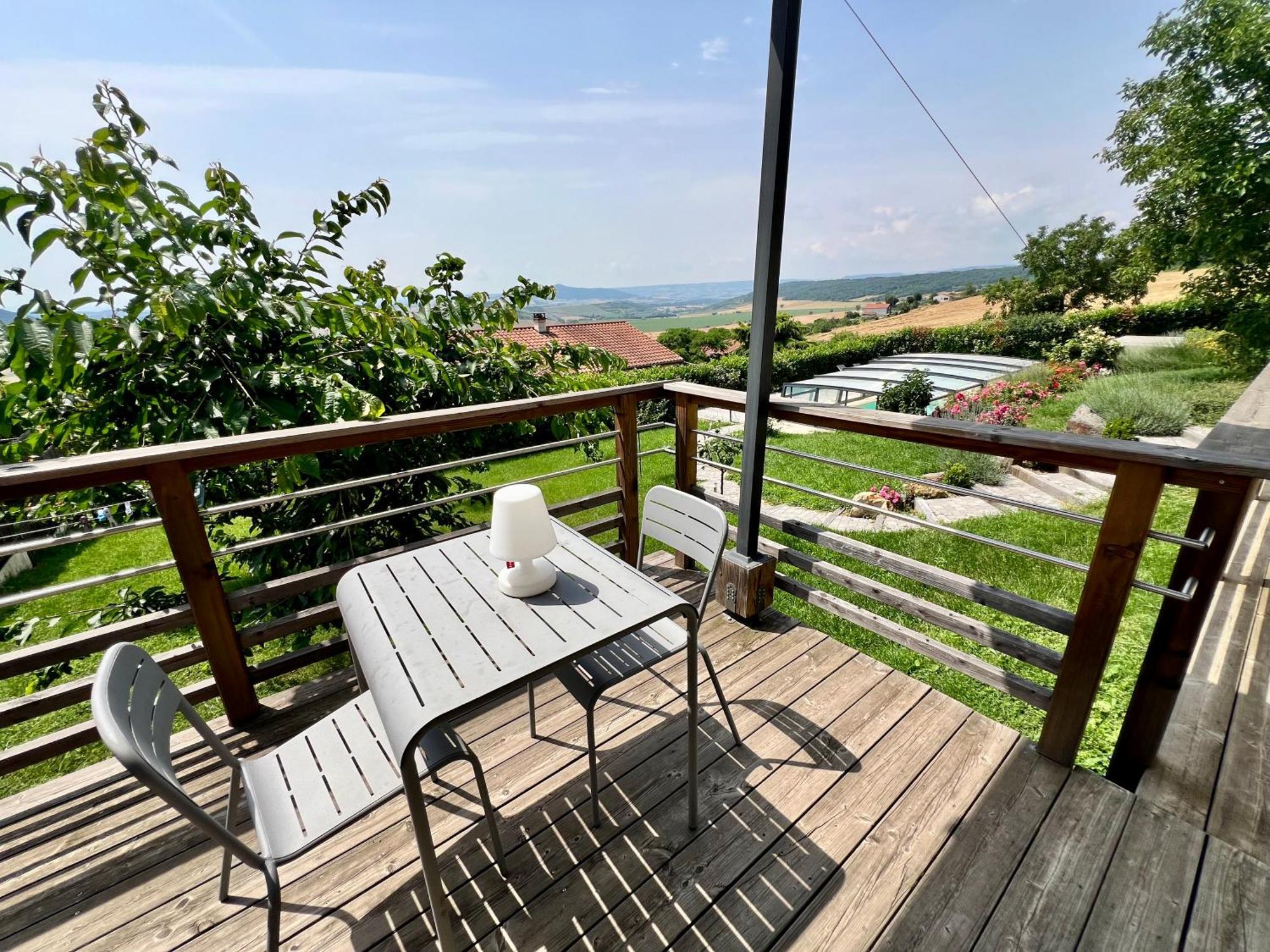 Nid D'amour En Auvergne Avec Piscine Ferienhaus Le Broc (Puy-de-Dome)
