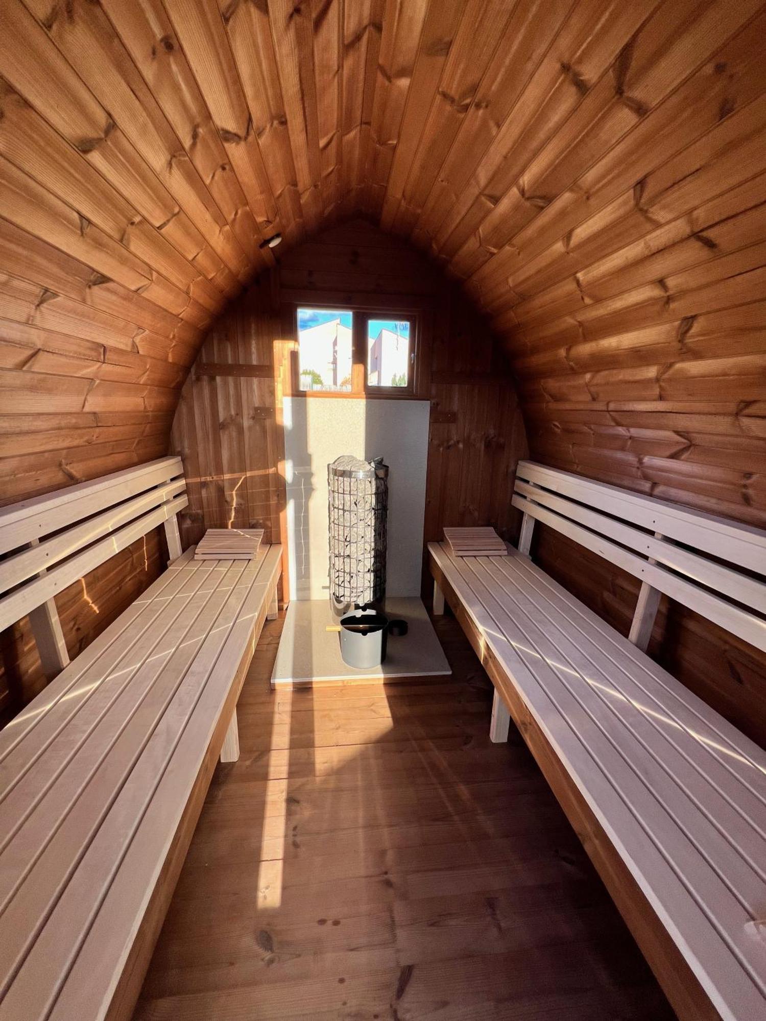 Ferienhaus Nid D'amour En Auvergne Avec Piscine